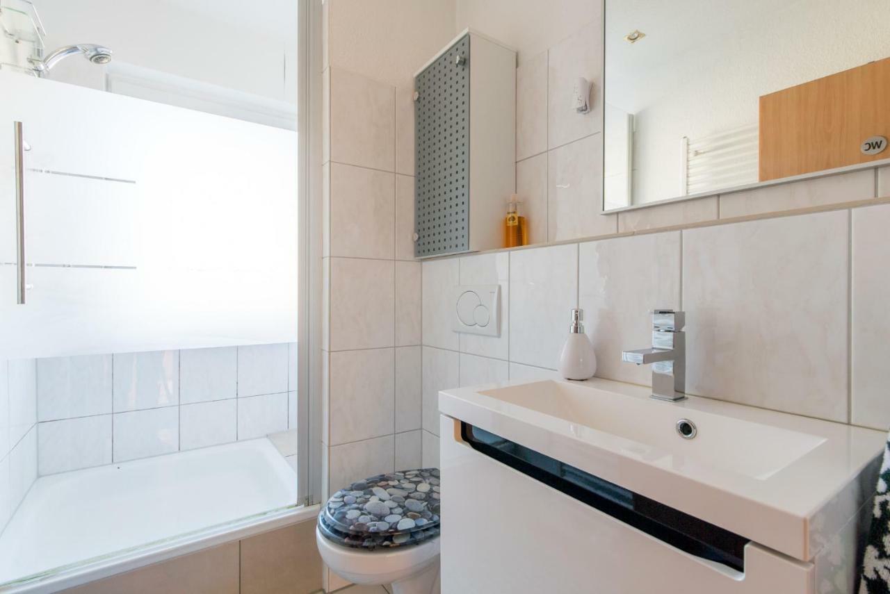 Private Apartment Ronnenberg Buitenkant foto